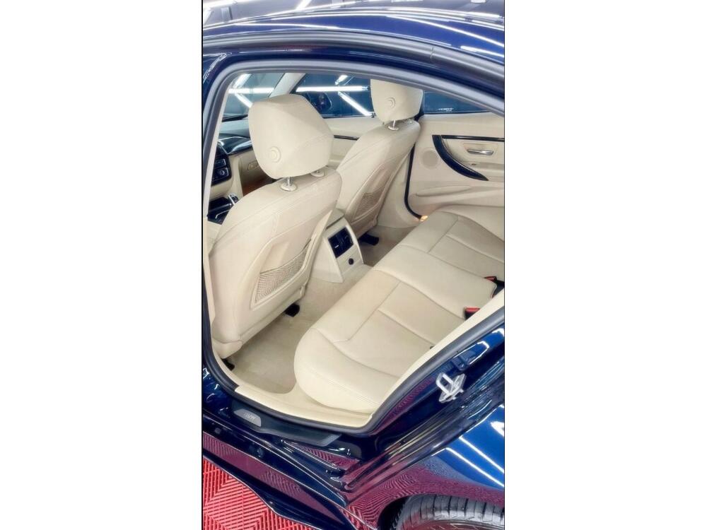 BMW 328i