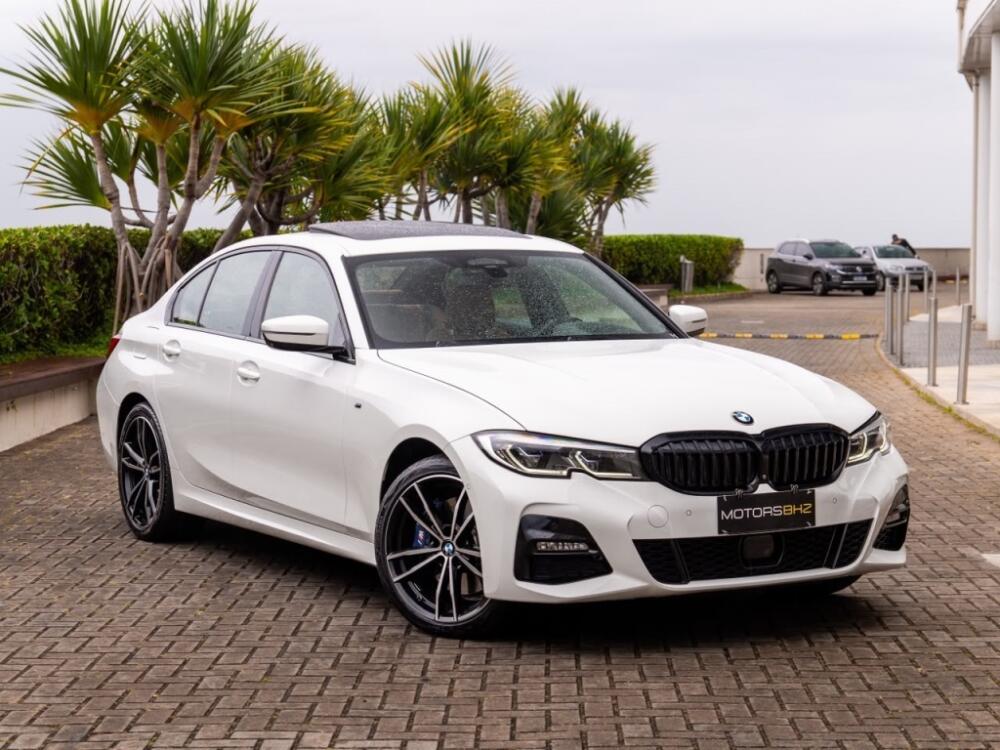 BMW 330E