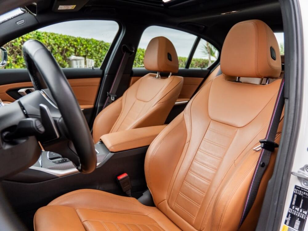 BMW 330E