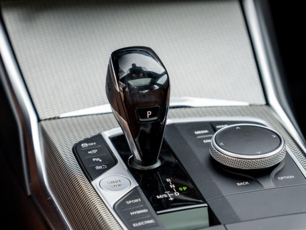 BMW 330E