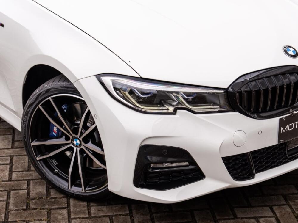 BMW 330E