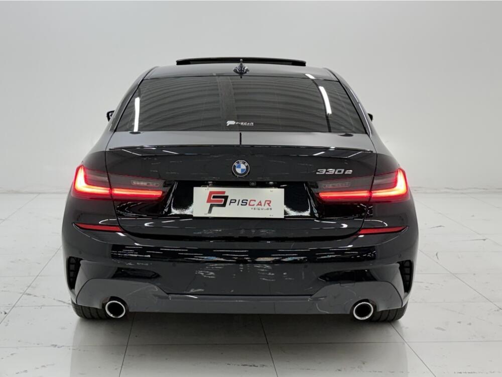 BMW 330E