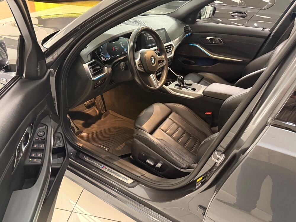 BMW 330E