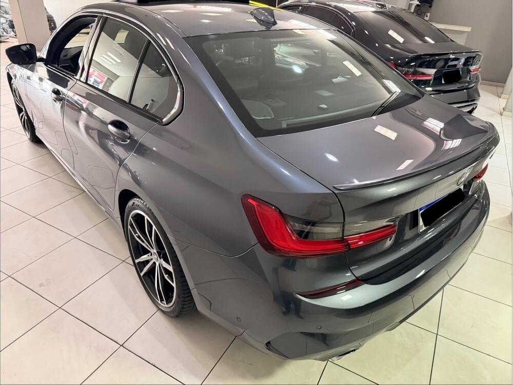 BMW 330E