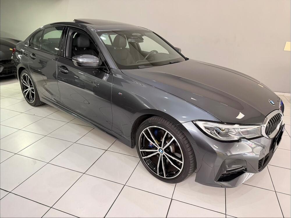 BMW 330E