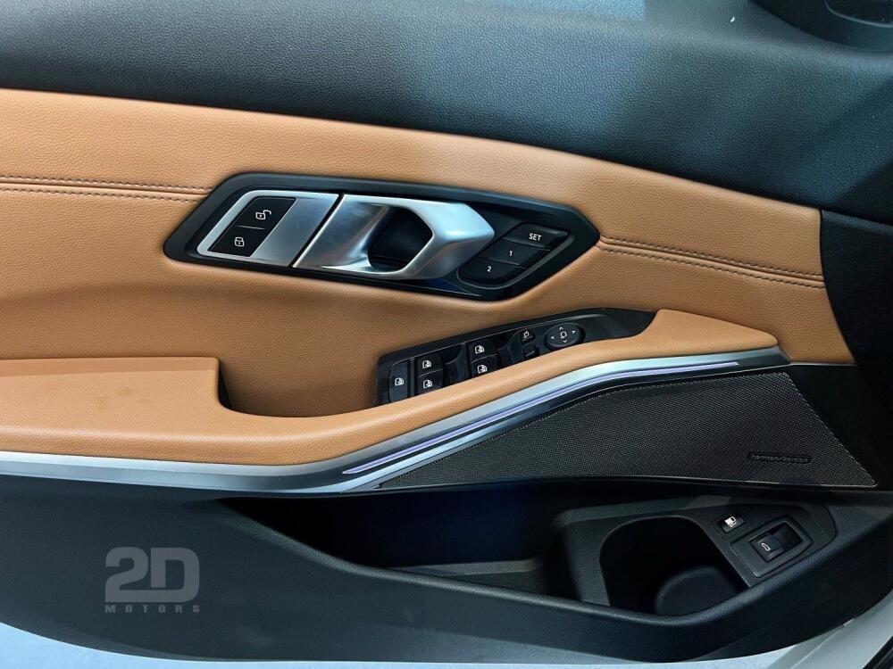 BMW 330E