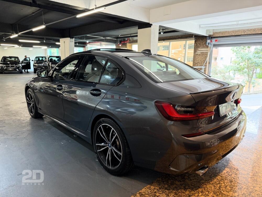 BMW 330E