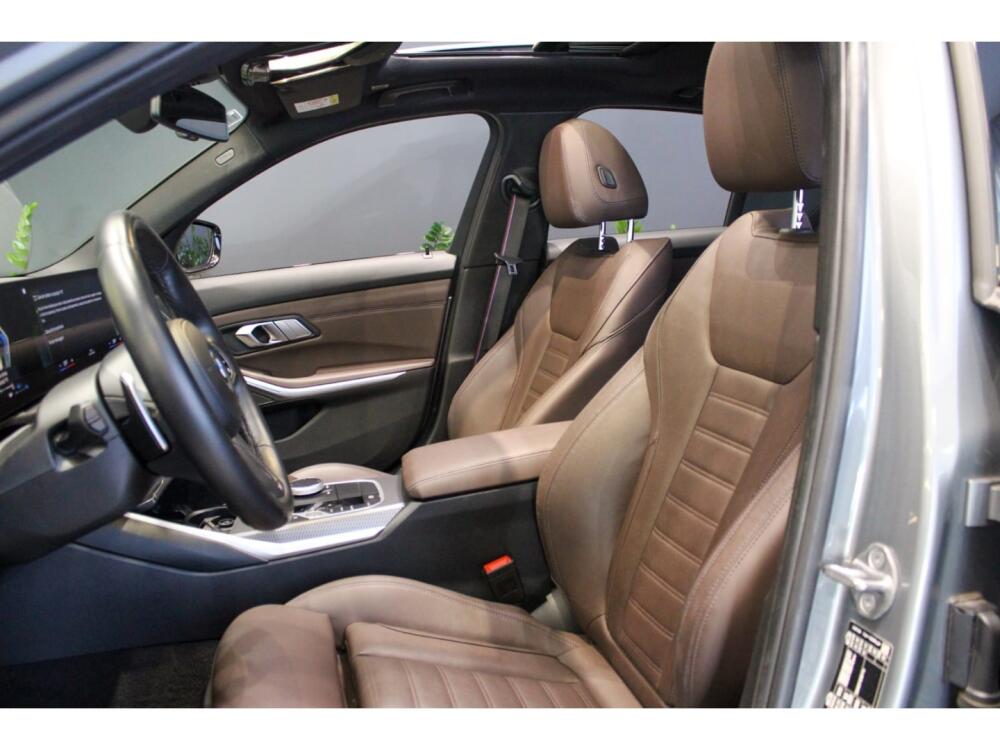 BMW 330E