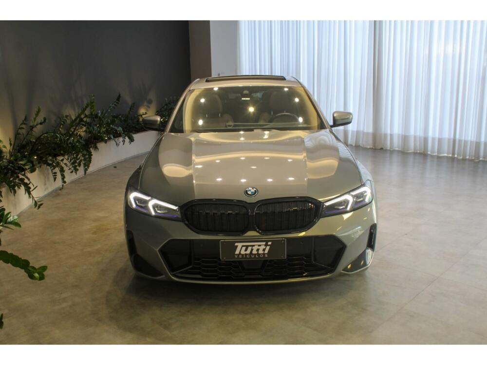 BMW 330E