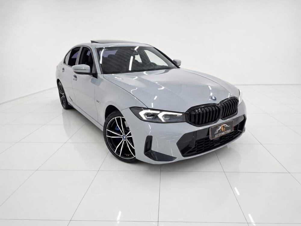 BMW 330E