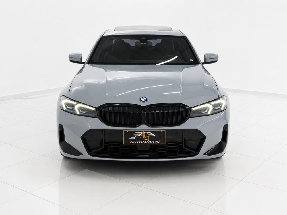 BMW 330E