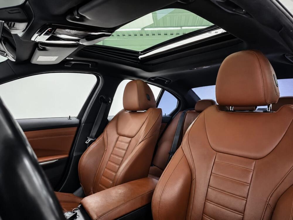 BMW 330E