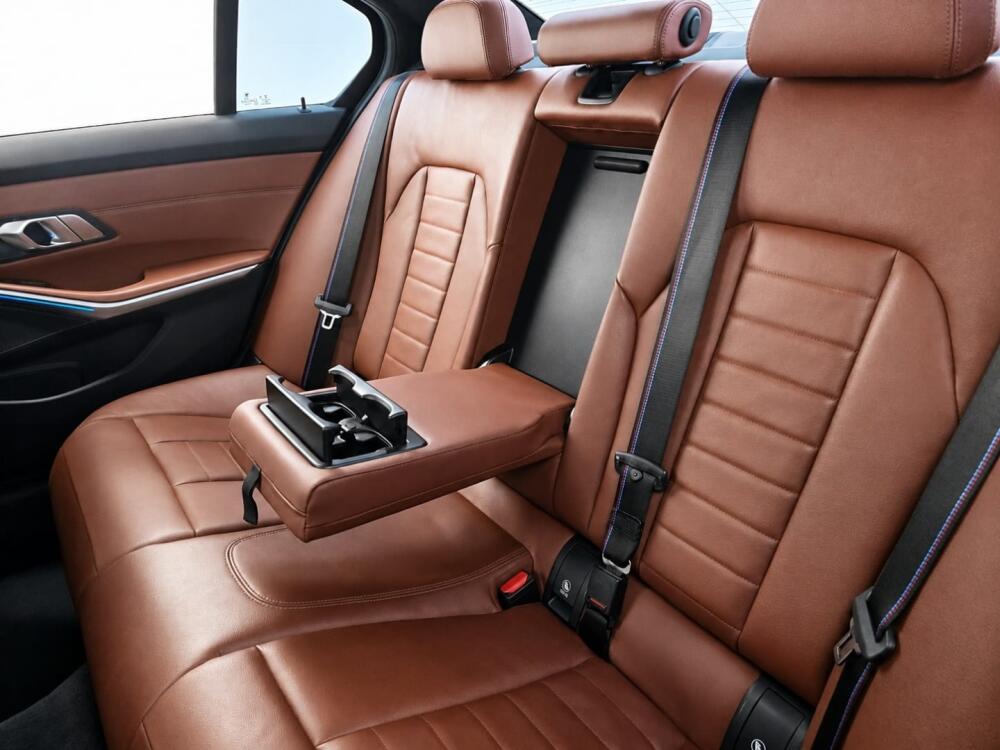 BMW 330E