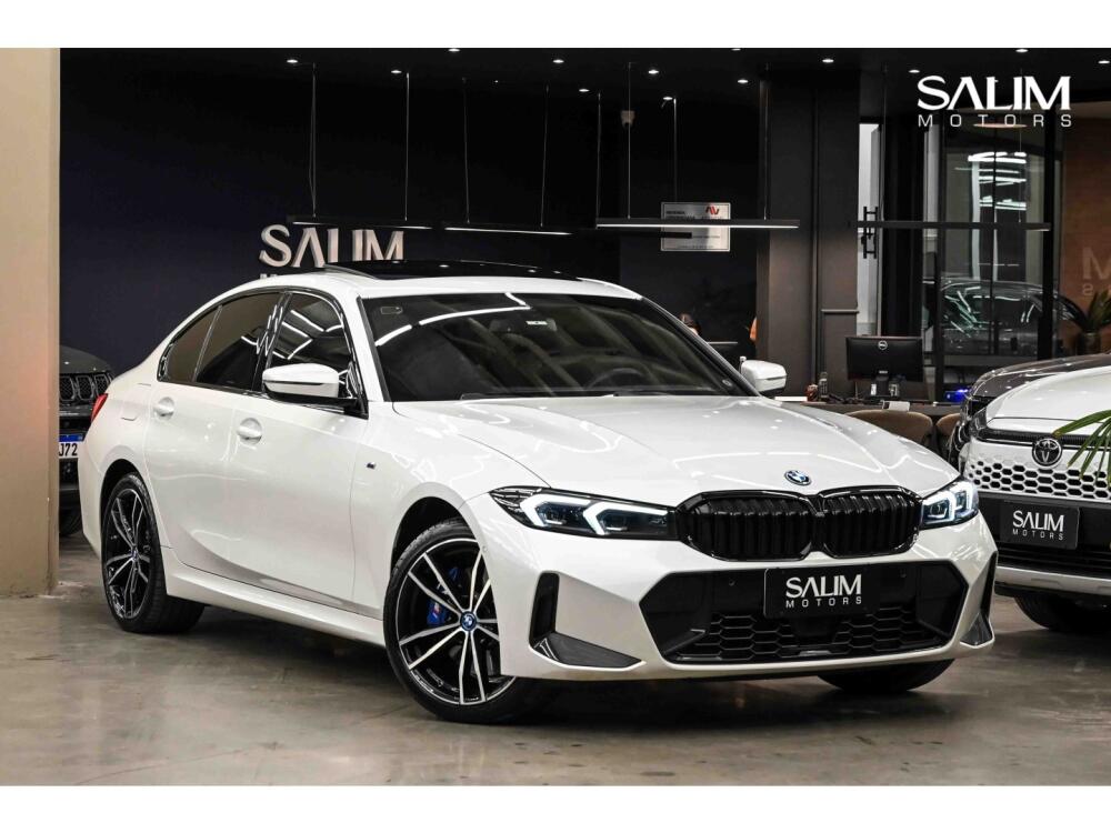 BMW 330E