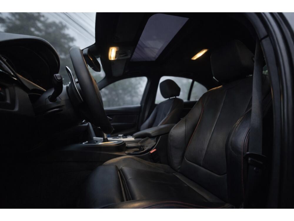 BMW 335i