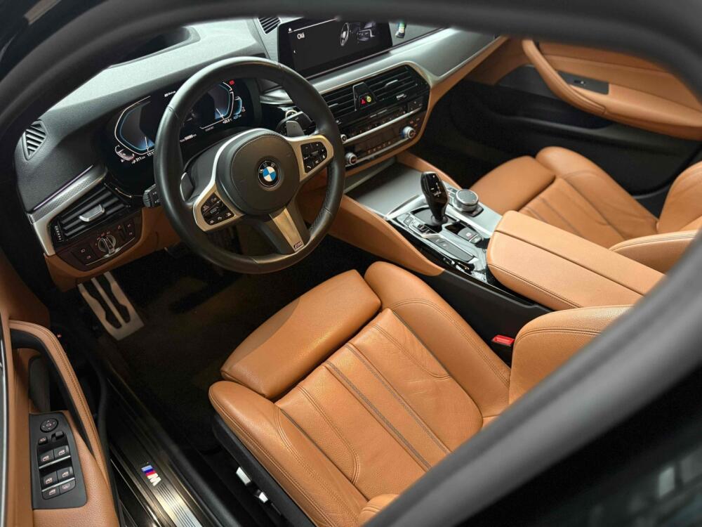 BMW 530E