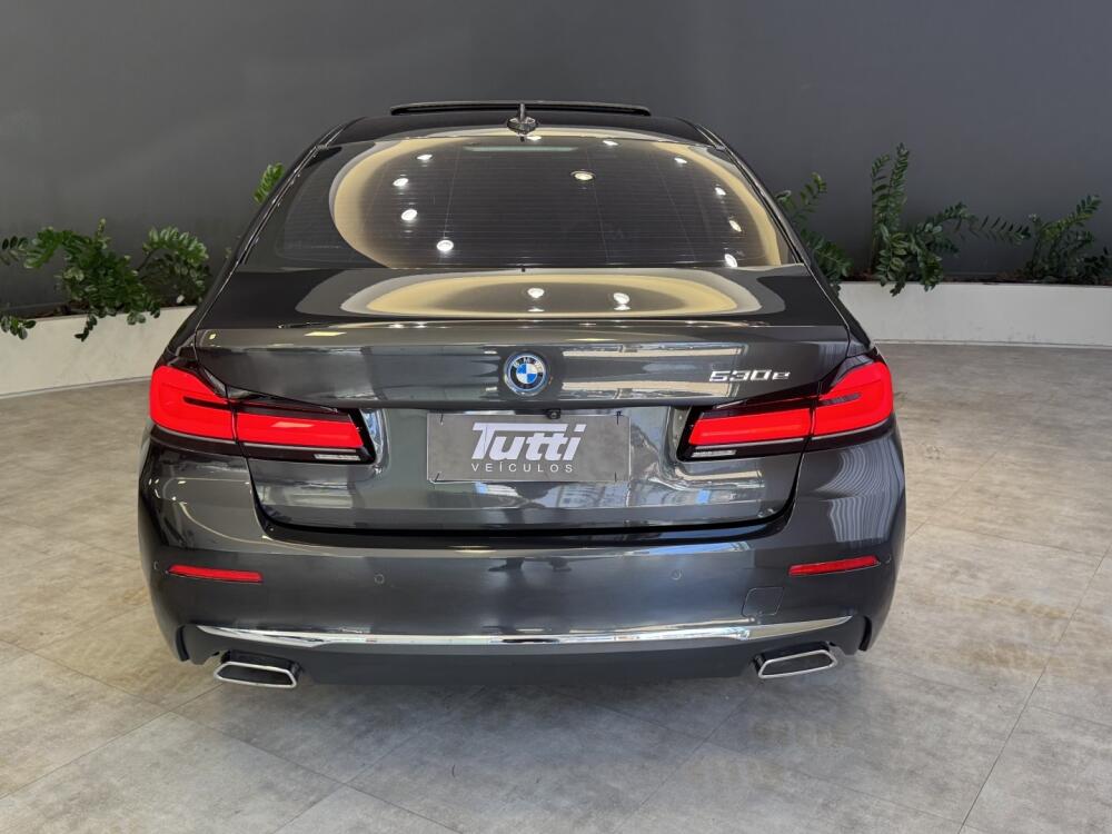 BMW 530E