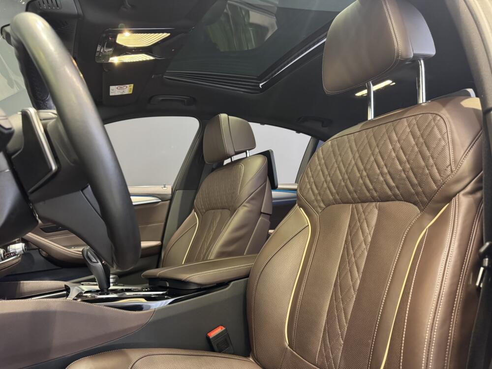 BMW 530E