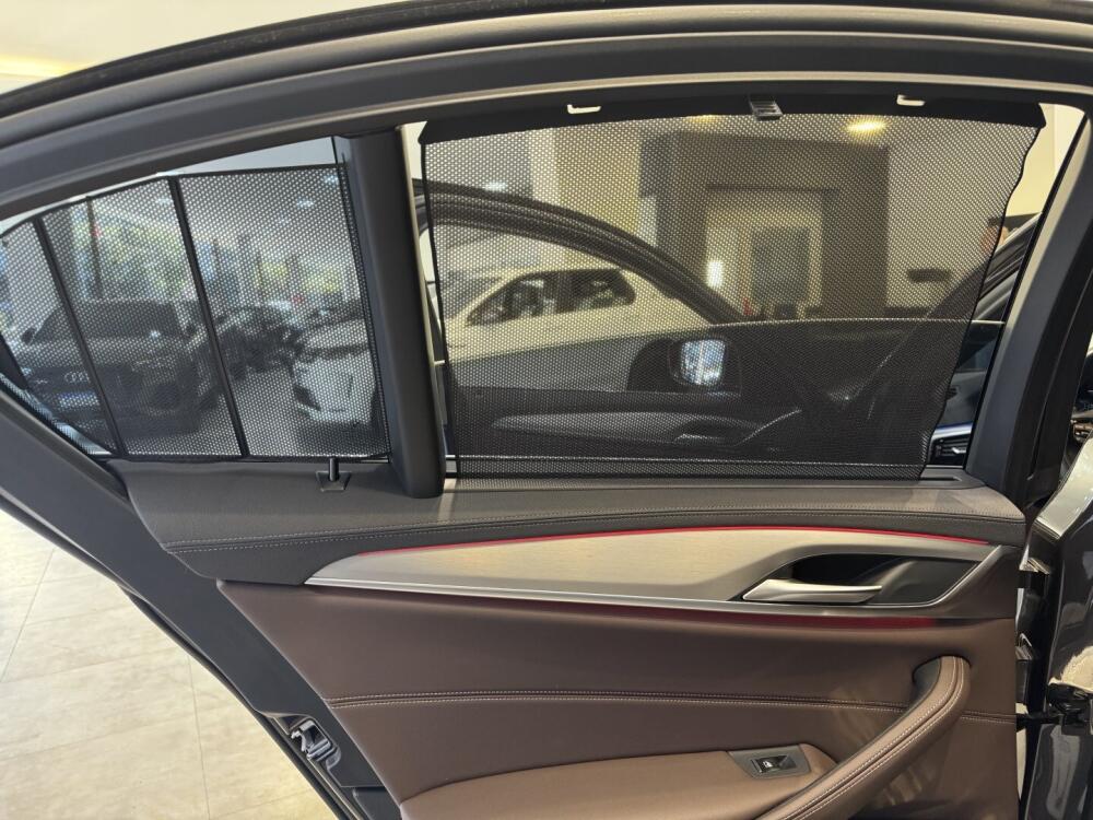 BMW 530E