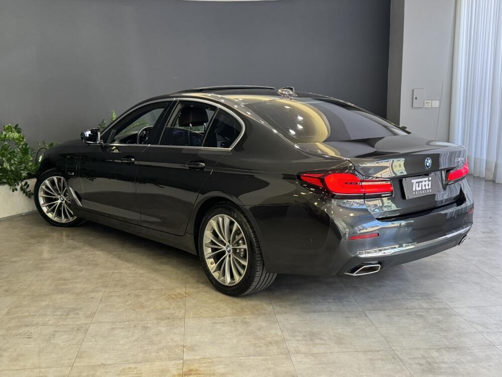 BMW 530E