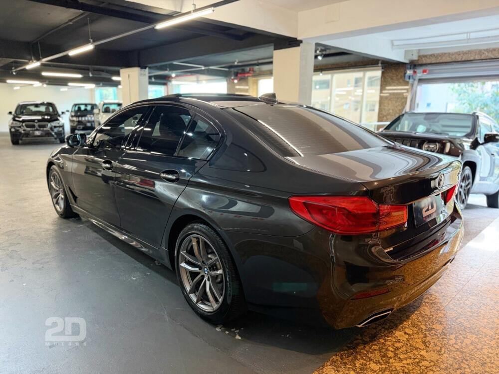 BMW 530i