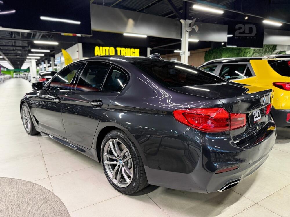 BMW 530i
