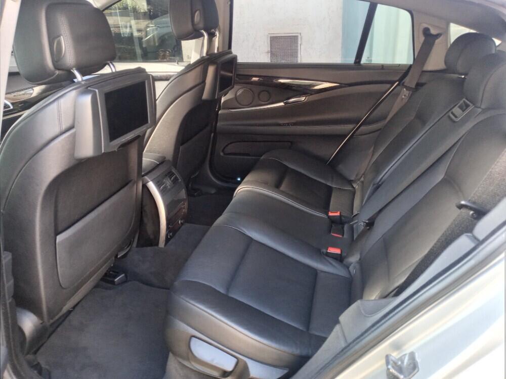 BMW 535i