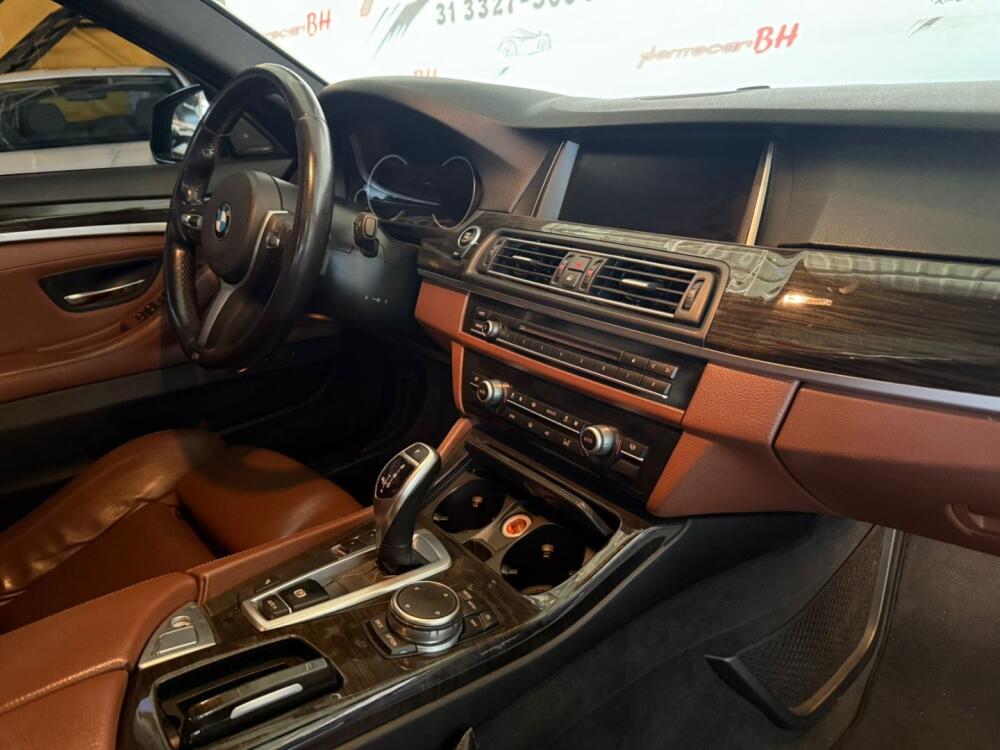 BMW 535i