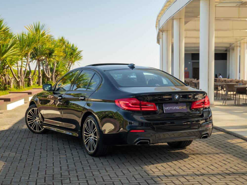 BMW 540i