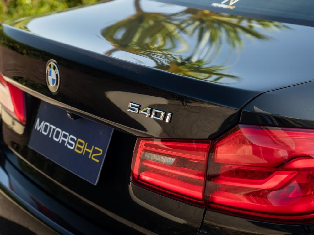 BMW 540i
