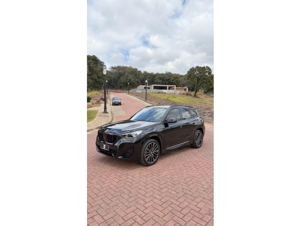 BMW IX 2024/2025