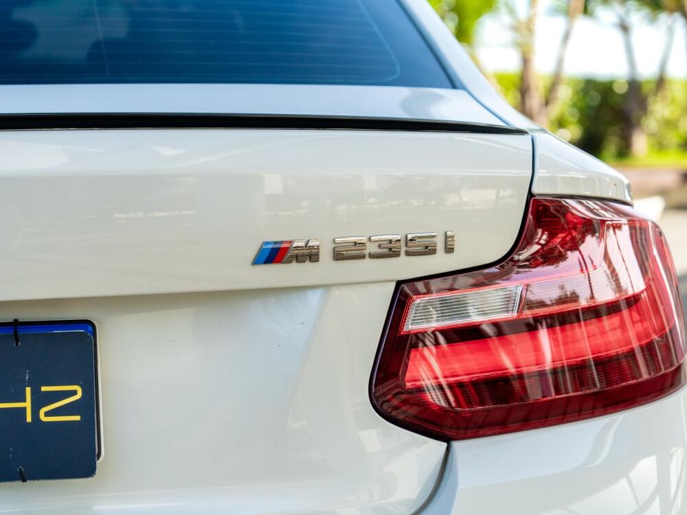 BMW M 235i
