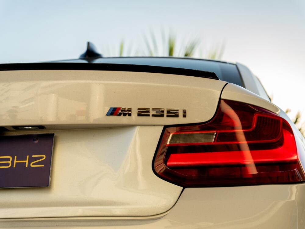 BMW M 235i