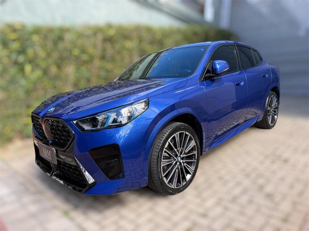 BMW X2