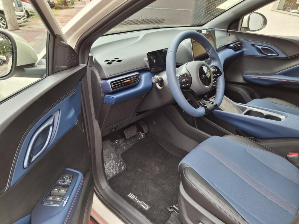BYD Dolphin Mini
