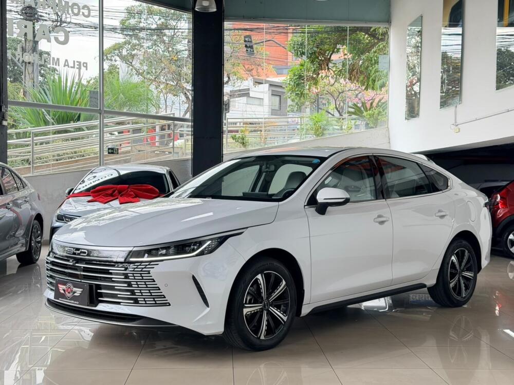 BYD King 1.5 DM-I PHEV GS AUTOMÁTICO 2024