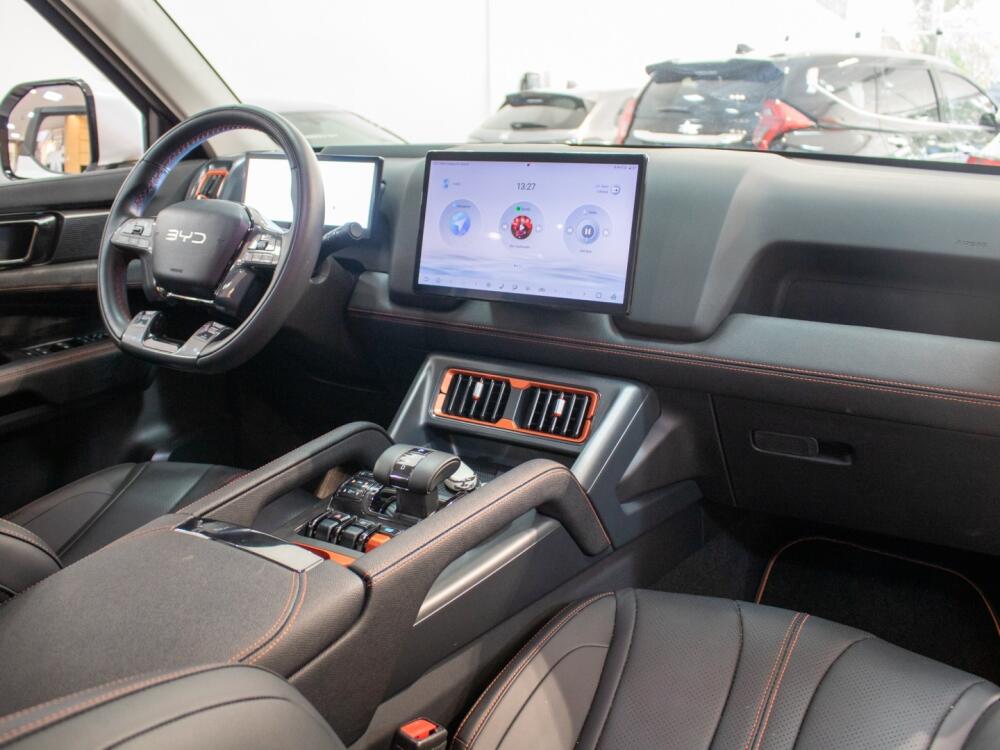 BYD Shark
