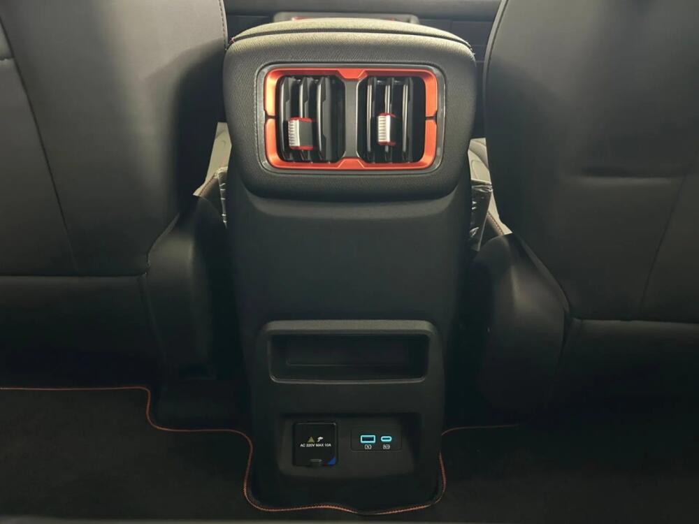 BYD Shark