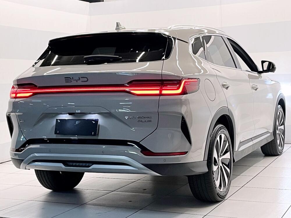BYD Song