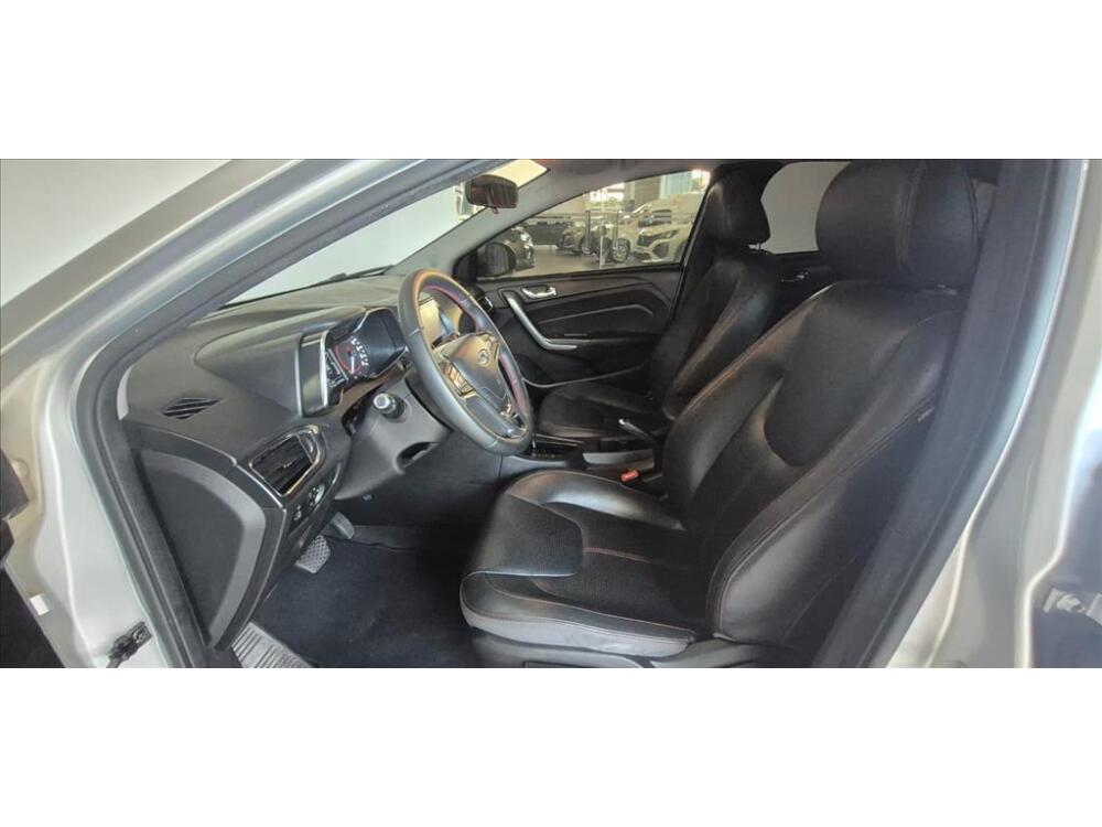 Chery Arrizo 5