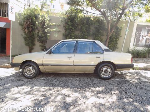 Chevrolet Monza Sedan Chevrolet Monza Sedan