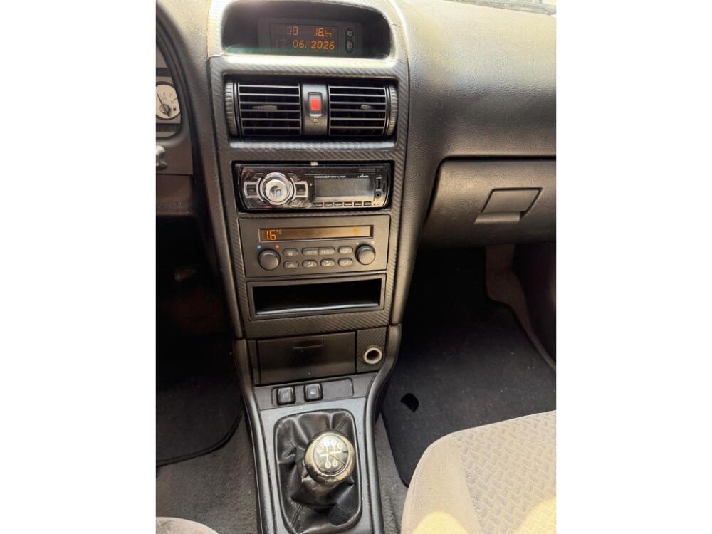 Chevrolet Astra Hatch