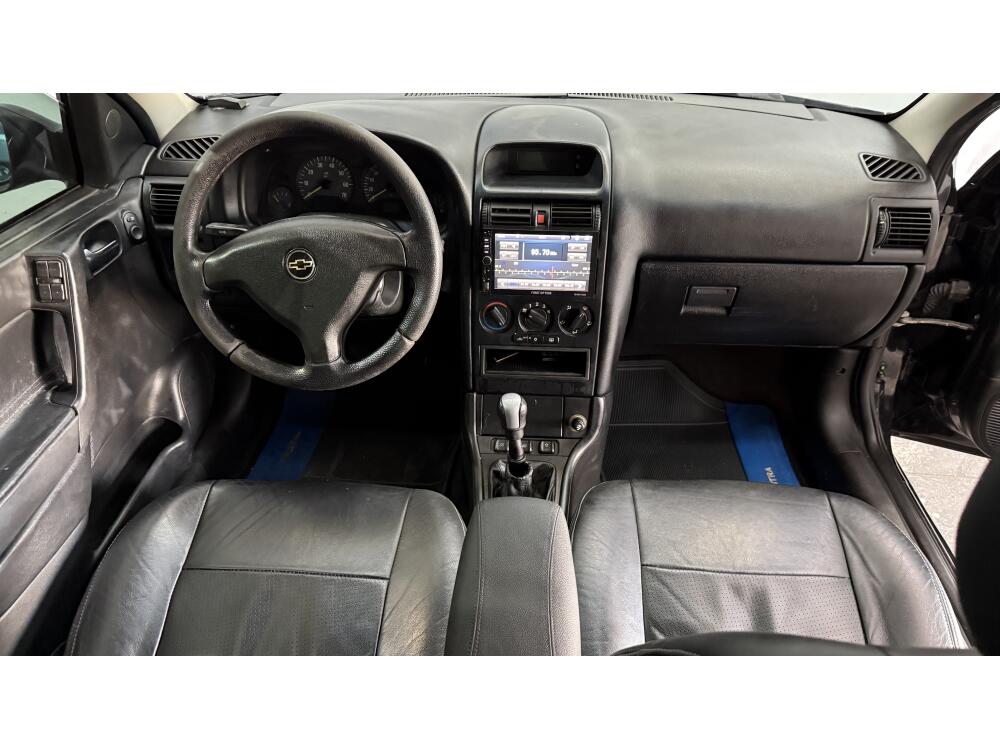 Chevrolet Astra Hatch