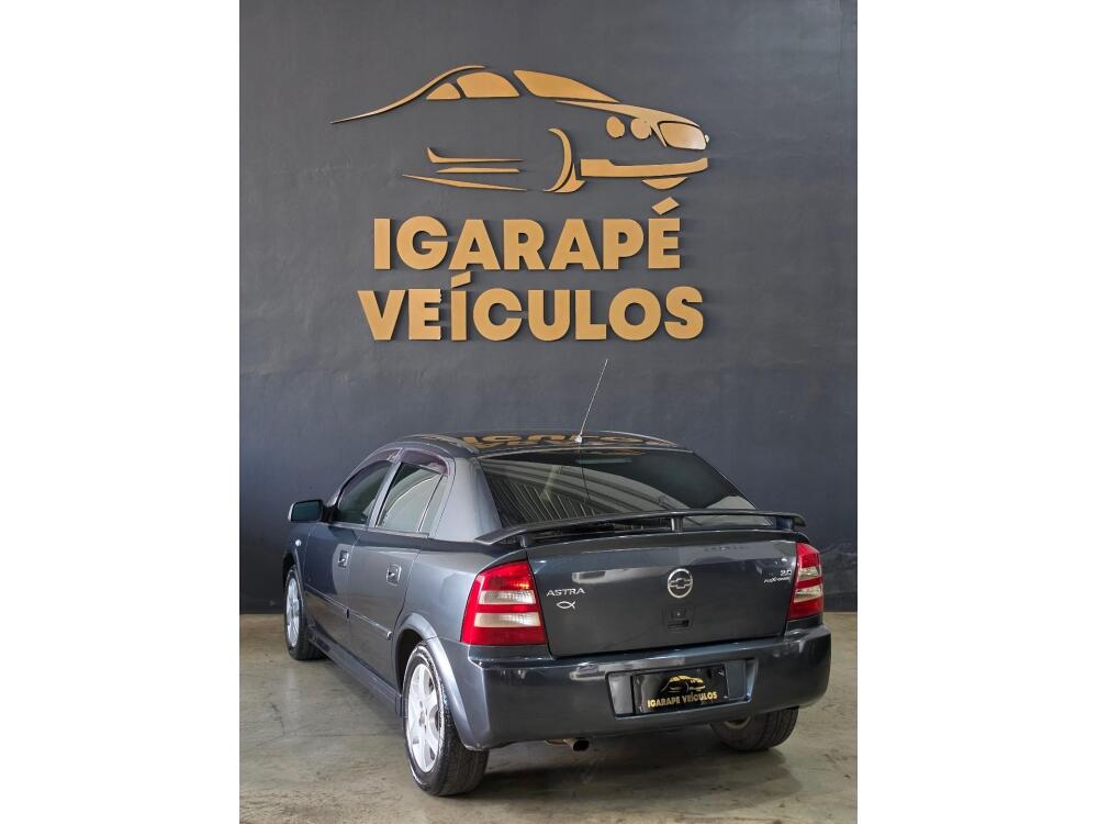 Chevrolet Astra Hatch
