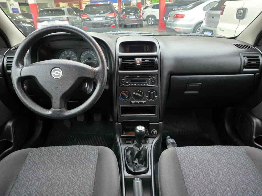 Chevrolet Astra Hatch