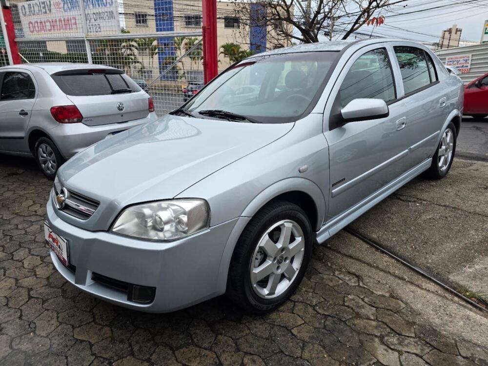 Chevrolet Astra Hatch