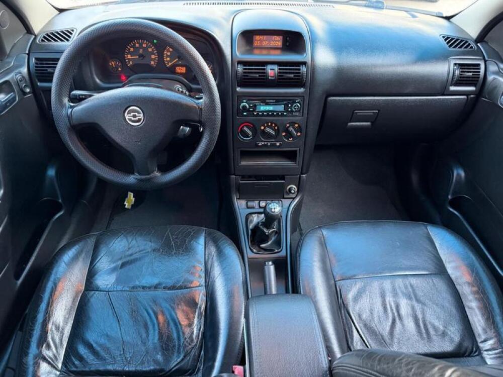 Chevrolet Astra Hatch