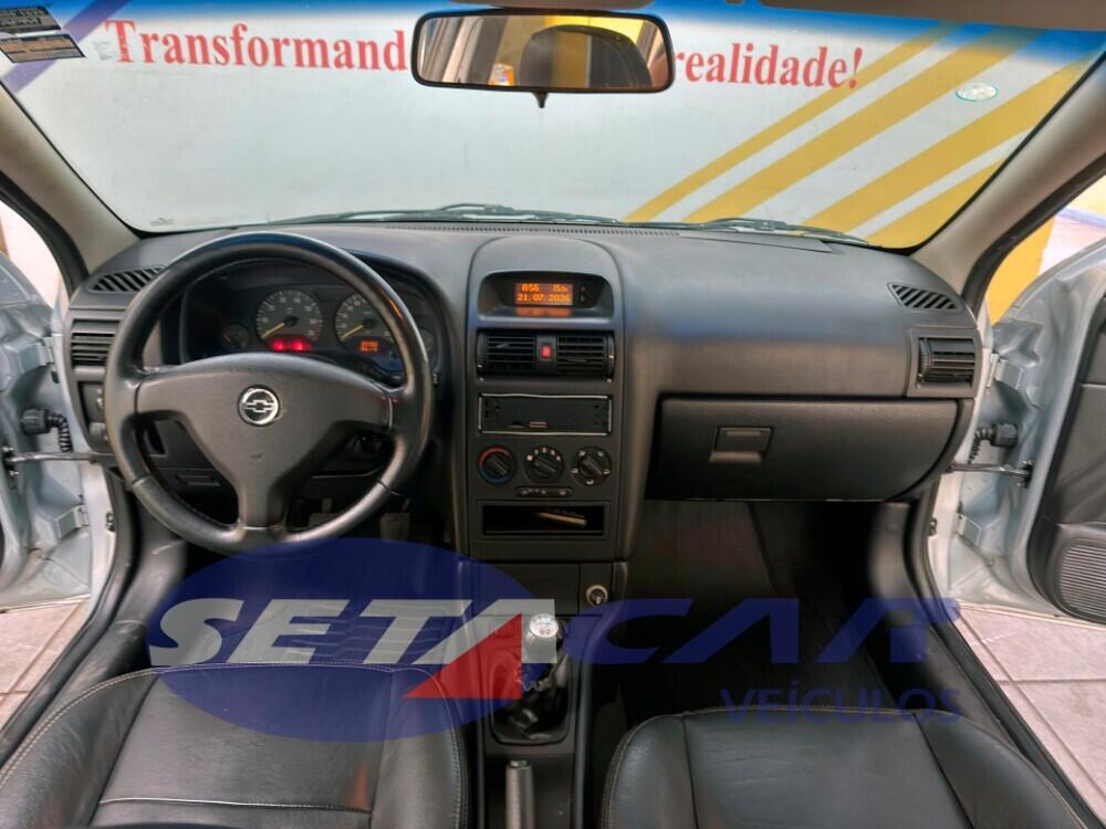 Chevrolet Astra Hatch