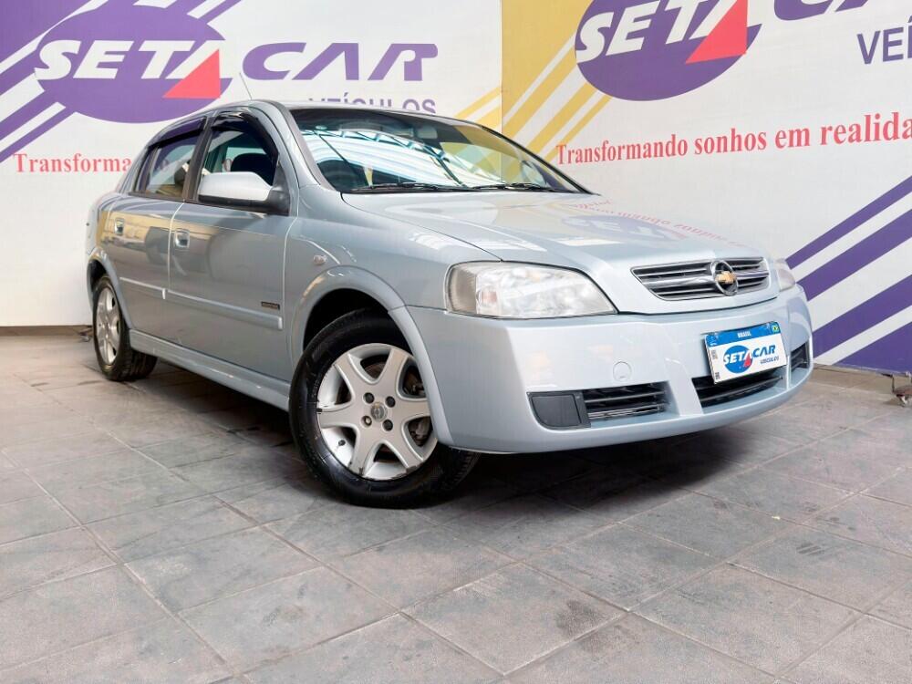 Chevrolet Astra Hatch