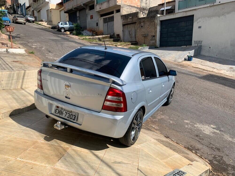 Chevrolet Astra Hatch